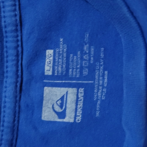 Gently Loved short t-shirt by Quiksilver blue with Volkswagen beach bug large Y - Picture 3 of 6